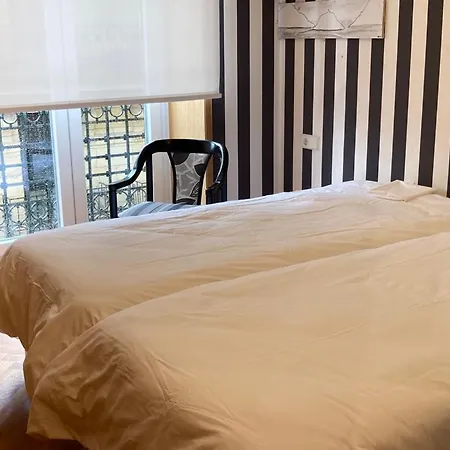 San Sebastian, Apartamento En Playa La Concha Appartamento *